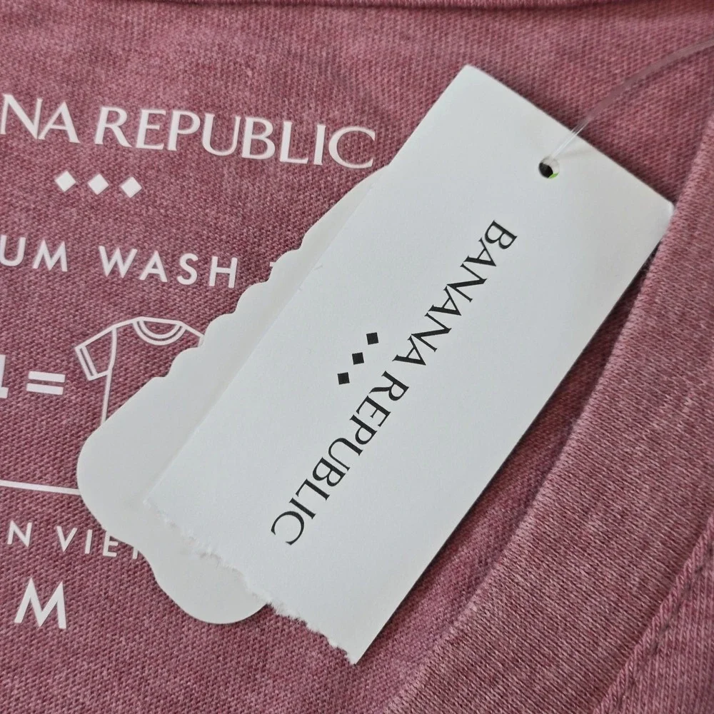 Banana Republic Shirt Mens M Lot Of‎ 2 V-Neck Tagless Jersey Poly Blend Eco